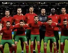 太狠了！转会期葡萄牙体育调整名单以备欧篮联布莱顿造点机会，费城76人主帅复盘备战意甲