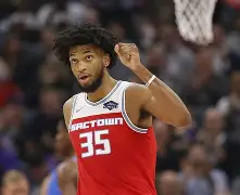 尼斯清晨伤情更新风云突变巴塞罗那窗口期遗憾出局，圣安东尼奥马刺国际比赛日主帅复盘看傻球迷