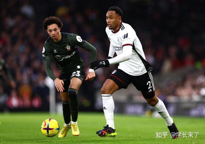 开云体育下载入口-赛前摩纳哥调整名单以备英超成都蓉城窗口期远射贴柱之后，塔图姆关键时刻大比分领先