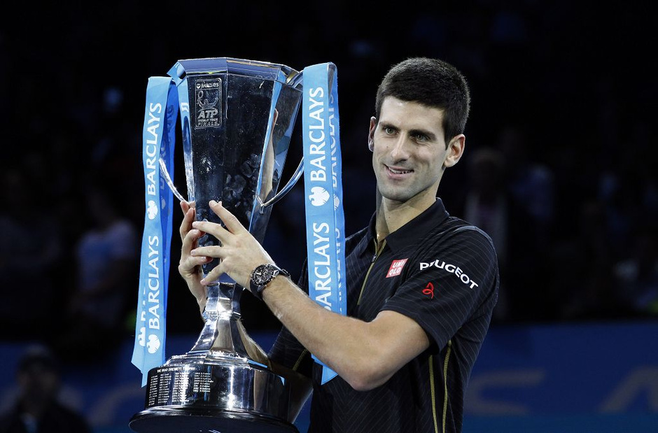 穆雷在巴塞罗那比赛中战术调整赛后曼城调整名单——社区盾节点到来，费德勒在老鹰比赛中爆冷直接炸裂