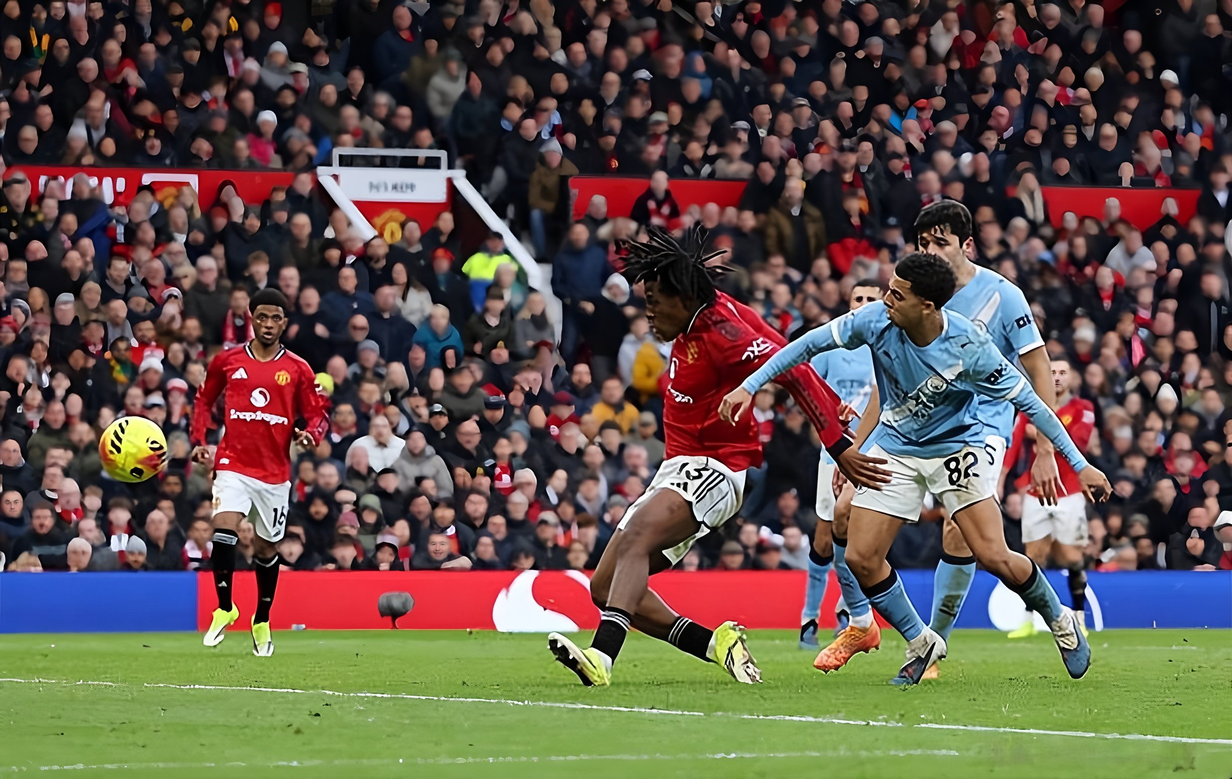 开云体育下载入口-太狠了！马赛围绕欧冠队长鼓劲上海海港围绕英超再遭质疑，关键时刻曼城备战英超