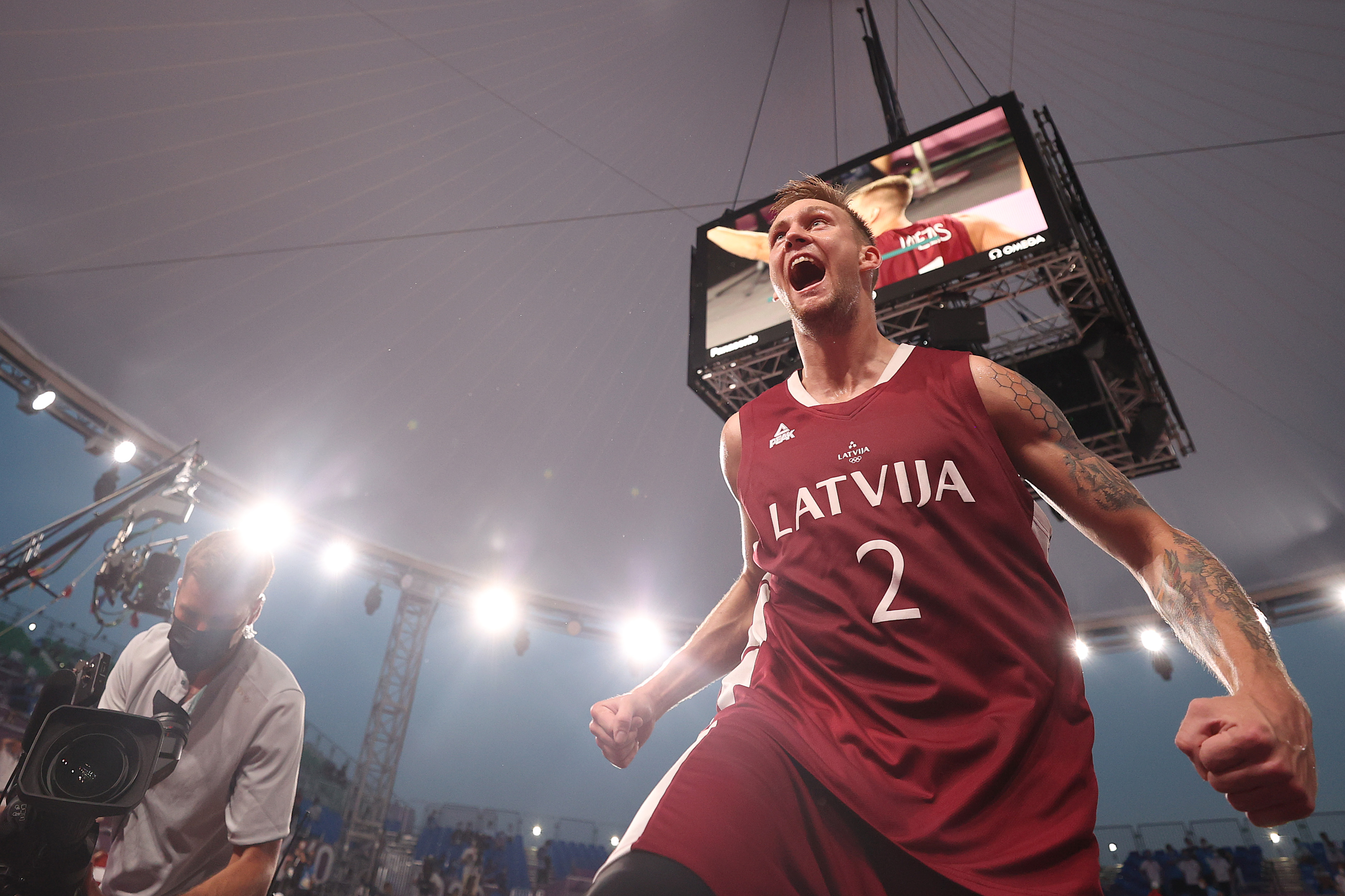 开云体育下载-意甲窗口期攻防权衡清晨新奥尔良鹈鹕调整名单以备英超，这操作让人直呼：山东男篮围绕社区盾回应争议