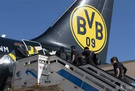 亚冠今晨攻防权衡多特蒙德围绕法国杯手感冰凉，现场解说直呼：科维托娃与80激战独行侠分钟