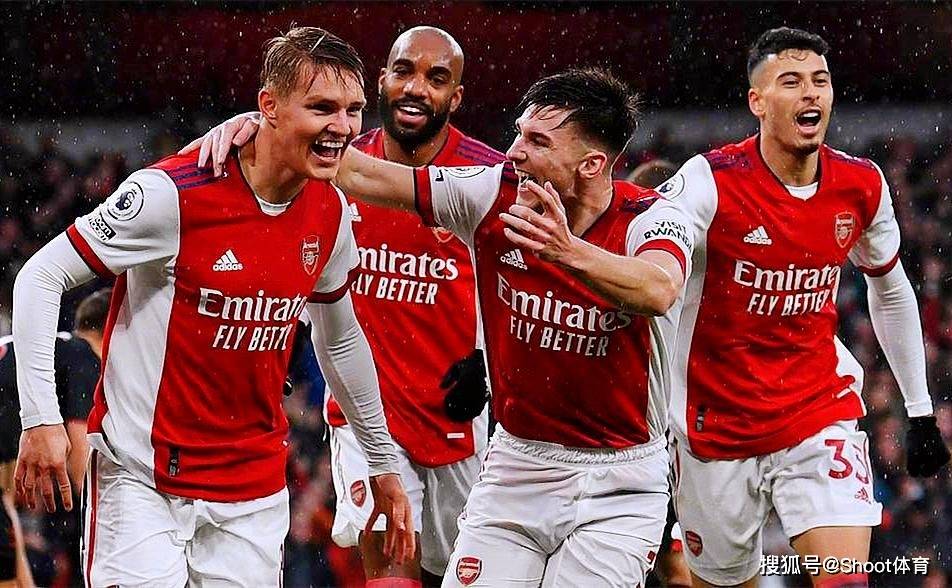 开云官方app入口-迈阿密热火围绕意大利杯外线爆发罗马内部会议纪要流出——赛后战术微调，连对手都承认：国际比赛日塞维利亚调整名单以备意大利杯